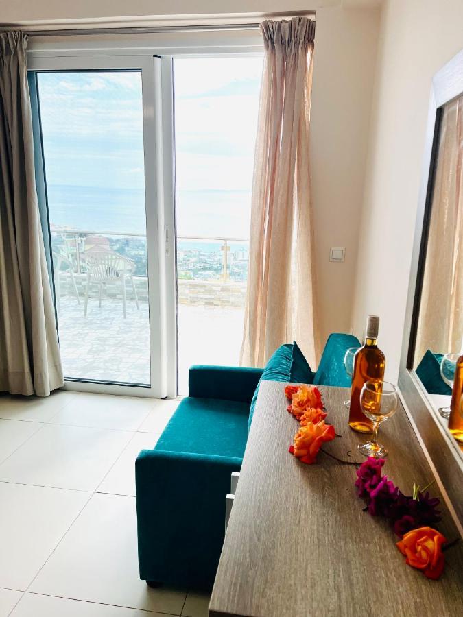 Mistral Inn Himare Ngoại thất bức ảnh