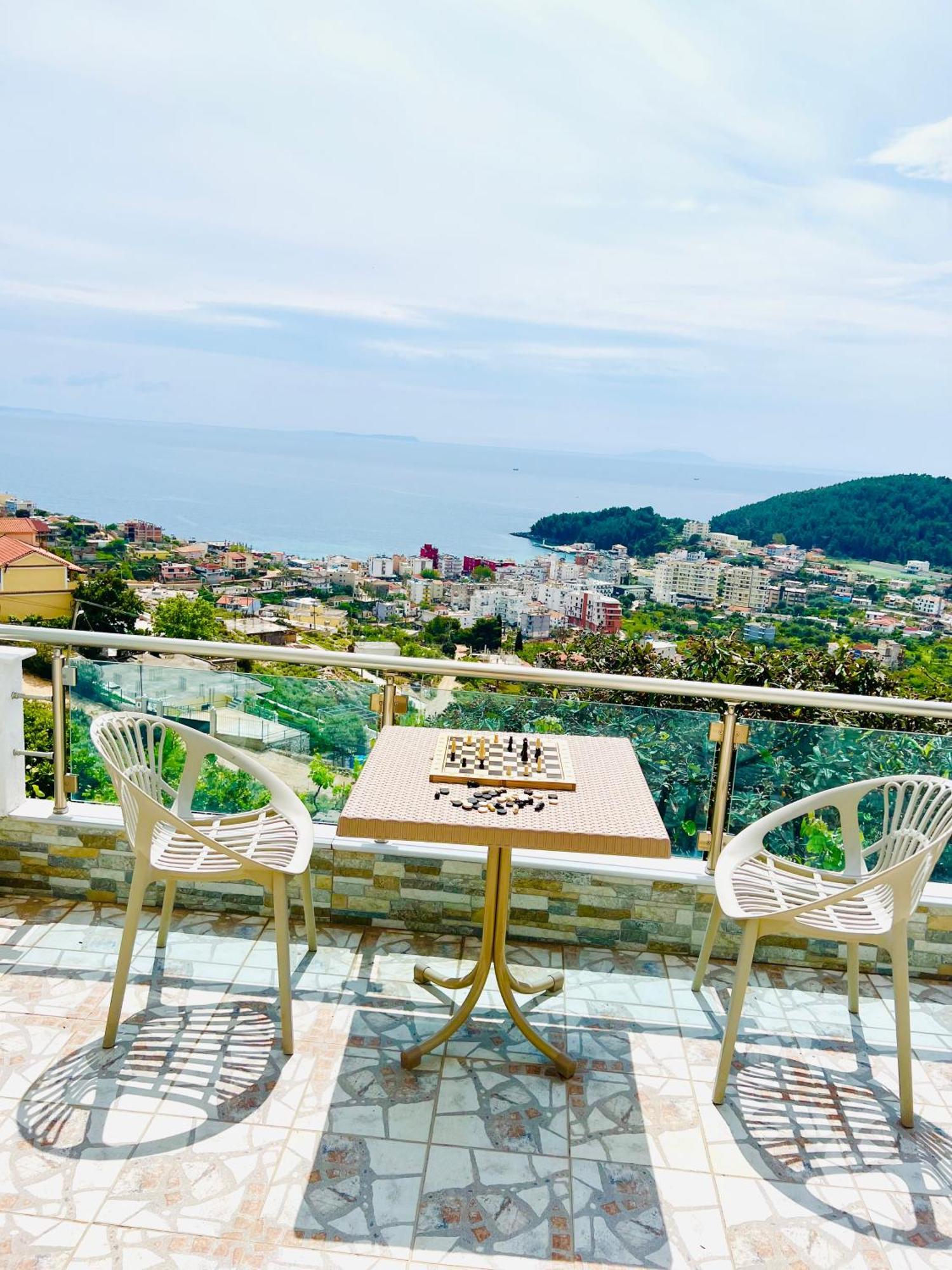 Mistral Inn Himare Ngoại thất bức ảnh